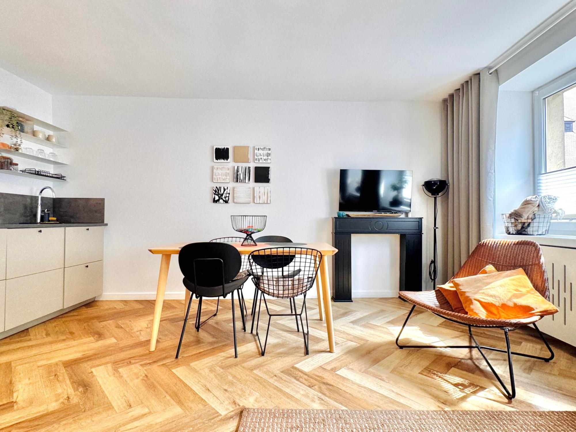 Tandem In Old Town - 24H Self Check-In Apartment - Wroclaw — Photos 1